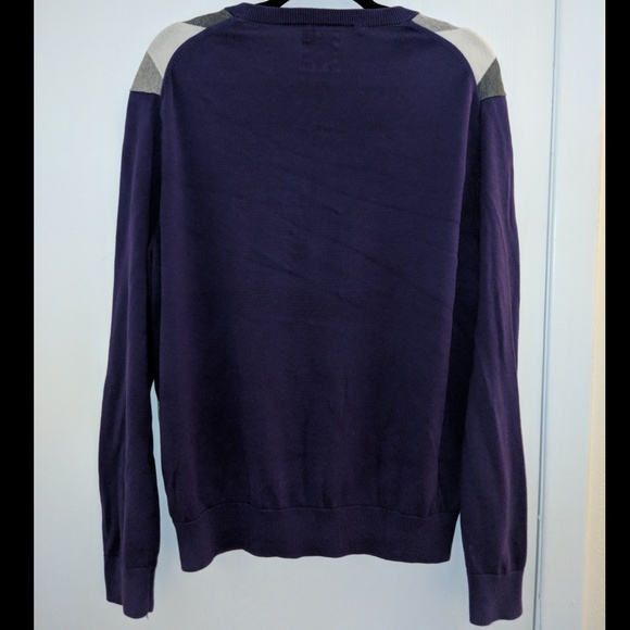 Express Argyle V-Neck Sweater - Picture 2 of 4